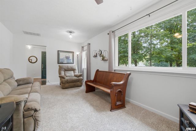206 ALCONBURY Road, Metamora, IL 61548