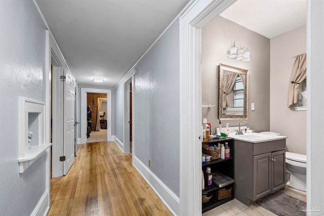 6204 Flaxman St, Pensacola, FL 32506