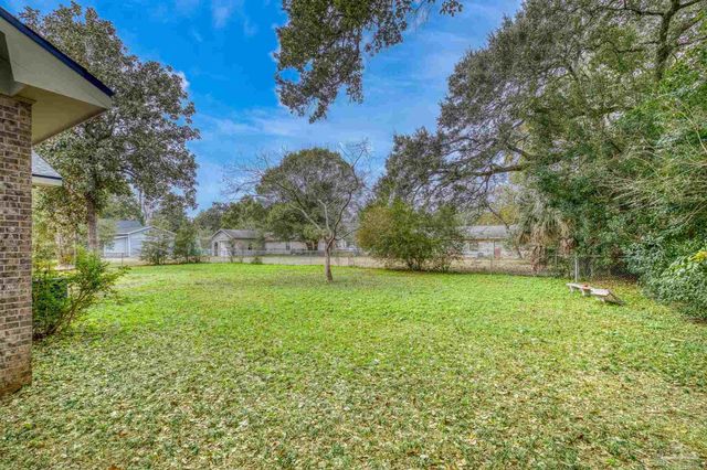 6204 Flaxman St, Pensacola, FL 32506