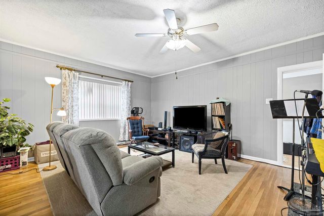 6204 Flaxman St, Pensacola, FL 32506