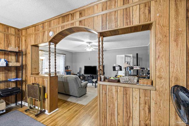 6204 Flaxman St, Pensacola, FL 32506