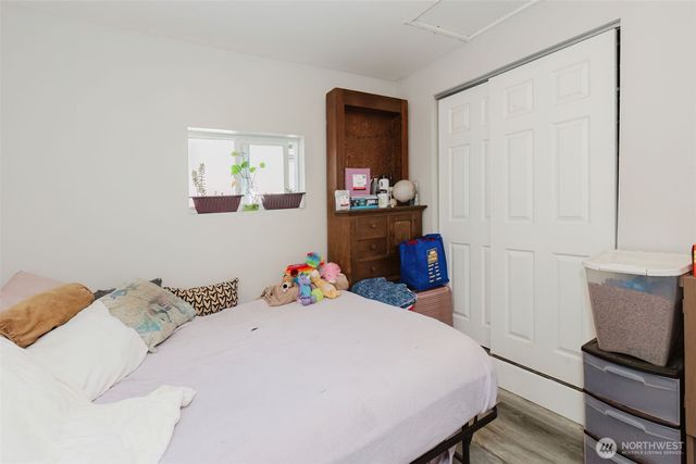 2824 Robin Avenue, Bremerton, WA 98310