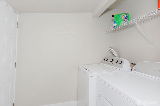 2824 Robin Avenue, Bremerton, WA 98310