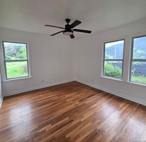 647 KASHMUIR PL, San Antonio, TX 78223