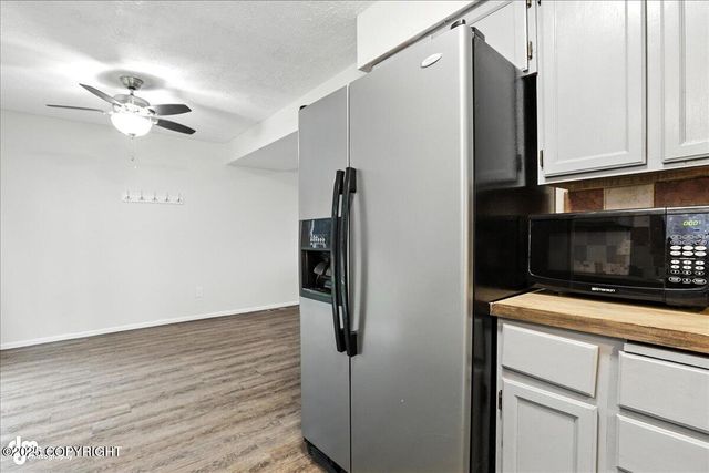 337 Gaylene Circle, Anchorage, AK 99504