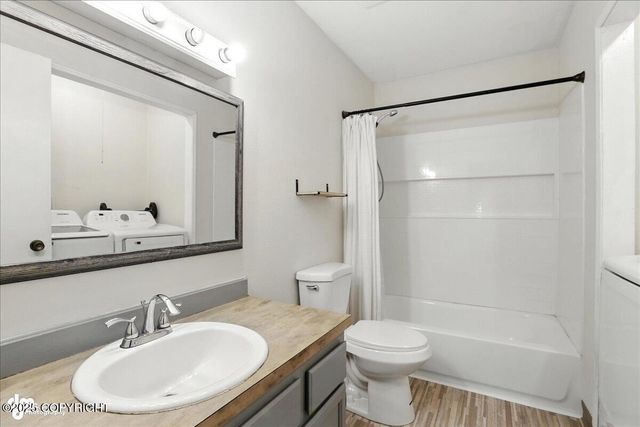 337 Gaylene Circle, Anchorage, AK 99504