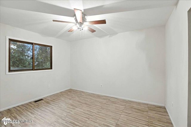 337 Gaylene Circle, Anchorage, AK 99504