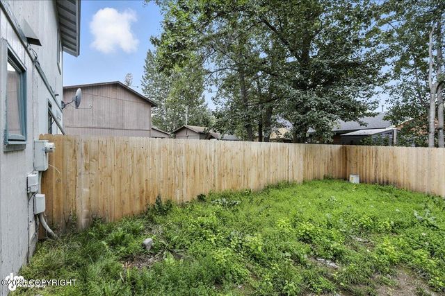 337 Gaylene Circle, Anchorage, AK 99504