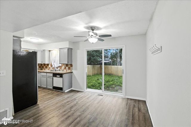 337 Gaylene Circle, Anchorage, AK 99504