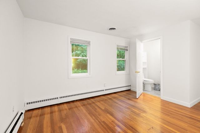 5 Gannett Ter, Sharon, MA 02067