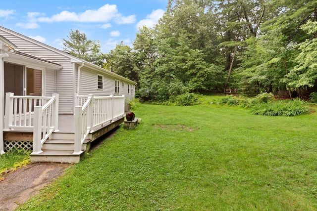 5 Gannett Ter, Sharon, MA 02067