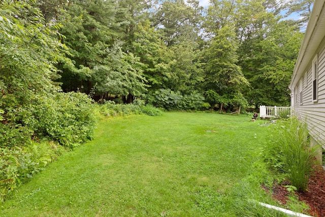 5 Gannett Ter, Sharon, MA 02067