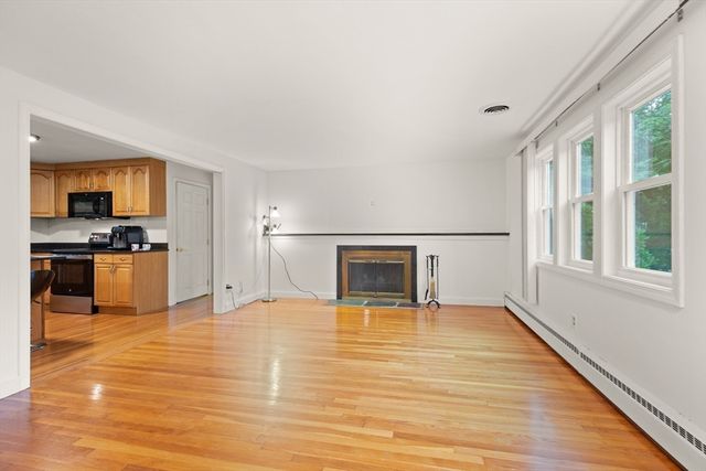 5 Gannett Ter, Sharon, MA 02067