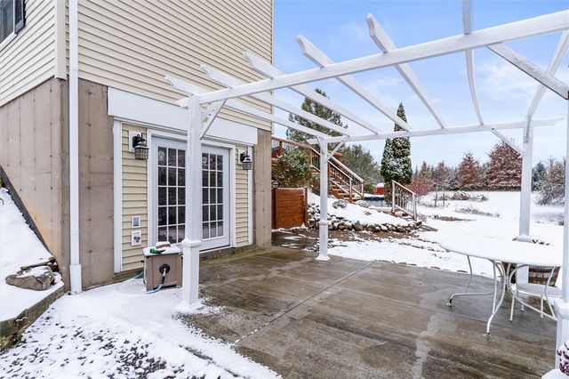 7625 Hallock Road, East Bloomfield, NY 14469