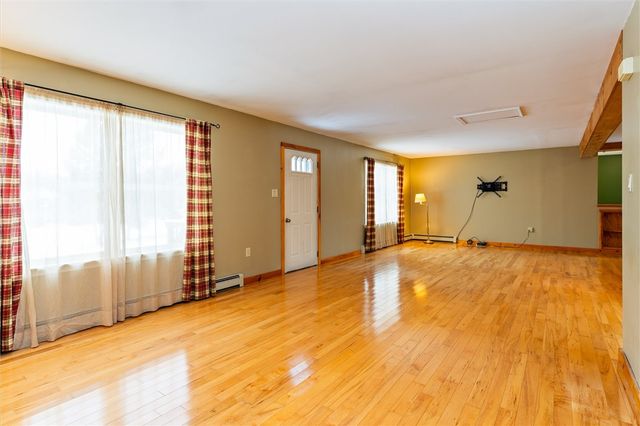 7625 Hallock Road, East Bloomfield, NY 14469