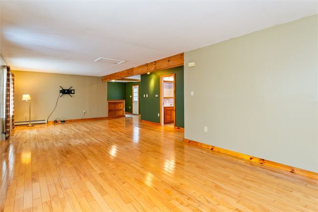 7625 Hallock Road, East Bloomfield, NY 14469