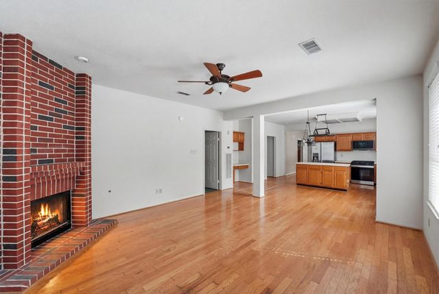 50 E Trillium Circle, The Woodlands, TX 77381