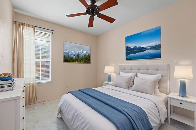 50 E Trillium Circle, The Woodlands, TX 77381