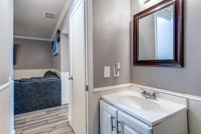 11826 Leisure Drive, Dallas, TX 75243
