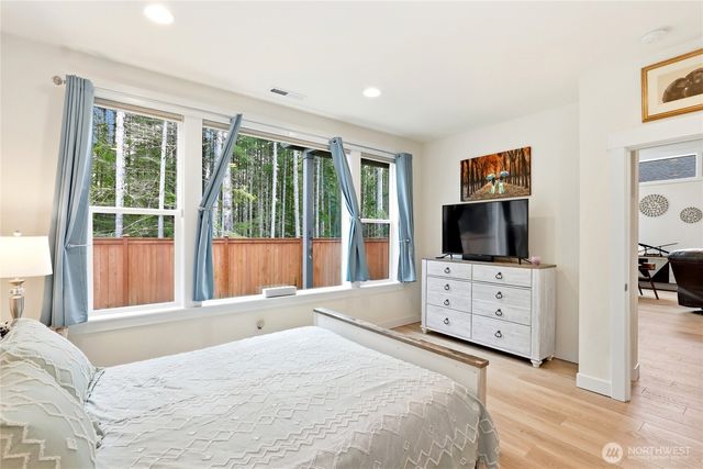 6353 Great Glen Road SW, Port Orchard, WA 98367