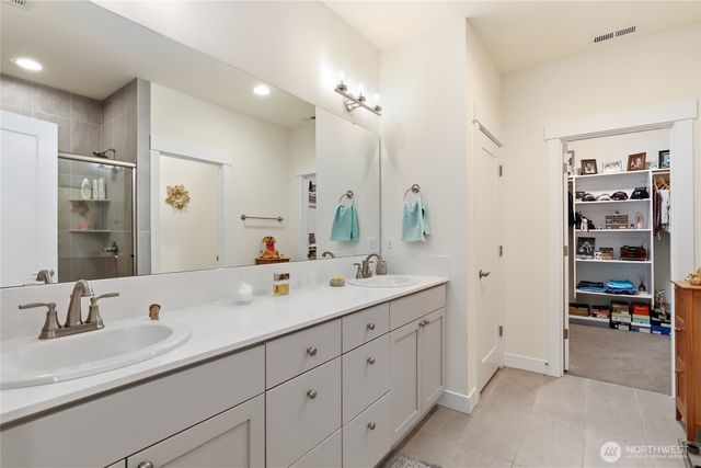 6353 Great Glen Road SW, Port Orchard, WA 98367