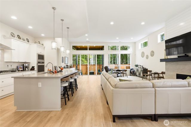 6353 Great Glen Road SW, Port Orchard, WA 98367