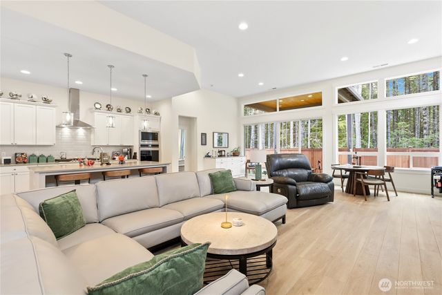 6353 Great Glen Road SW, Port Orchard, WA 98367