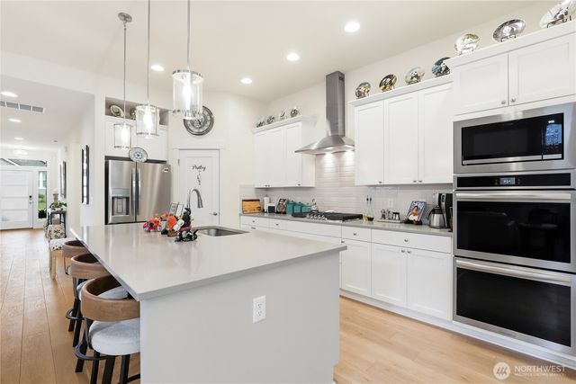 6353 Great Glen Road SW, Port Orchard, WA 98367