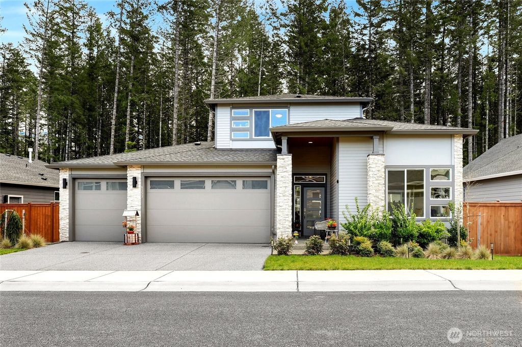 6353 Great Glen Road SW, Port Orchard, WA 98367