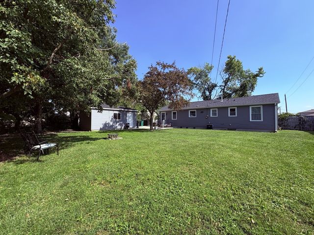 7756 W 81st Place, Bridgeview, IL 60455