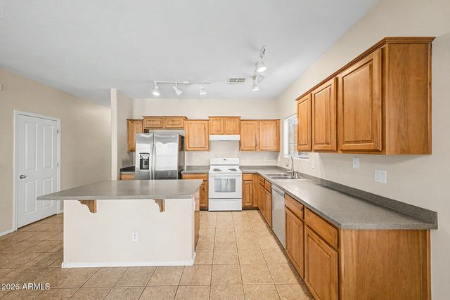 952 E BLUE SPRUCE Lane, Gilbert, AZ 85298