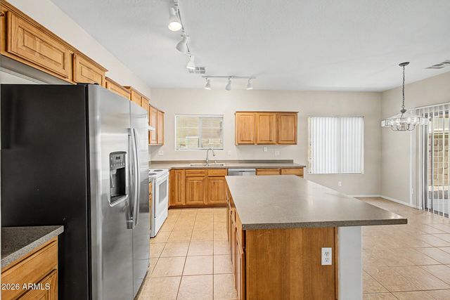 952 E BLUE SPRUCE Lane, Gilbert, AZ 85298