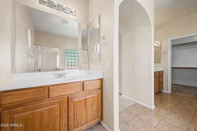 952 E BLUE SPRUCE Lane, Gilbert, AZ 85298