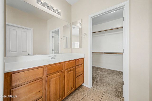 952 E BLUE SPRUCE Lane, Gilbert, AZ 85298