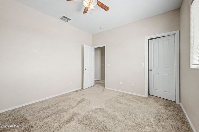 952 E BLUE SPRUCE Lane, Gilbert, AZ 85298