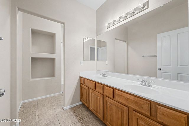 952 E BLUE SPRUCE Lane, Gilbert, AZ 85298