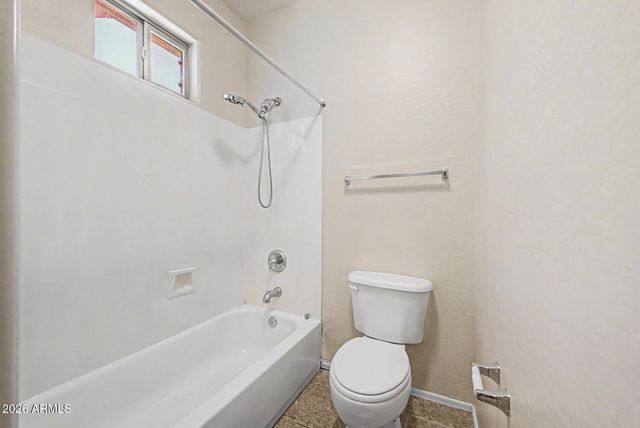 952 E BLUE SPRUCE Lane, Gilbert, AZ 85298