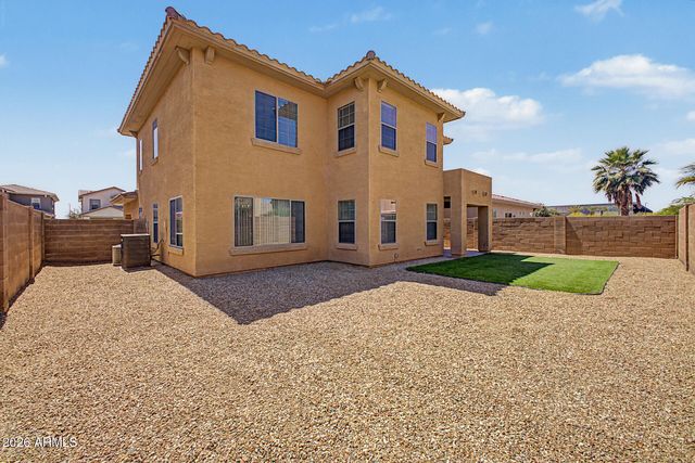 952 E BLUE SPRUCE Lane, Gilbert, AZ 85298