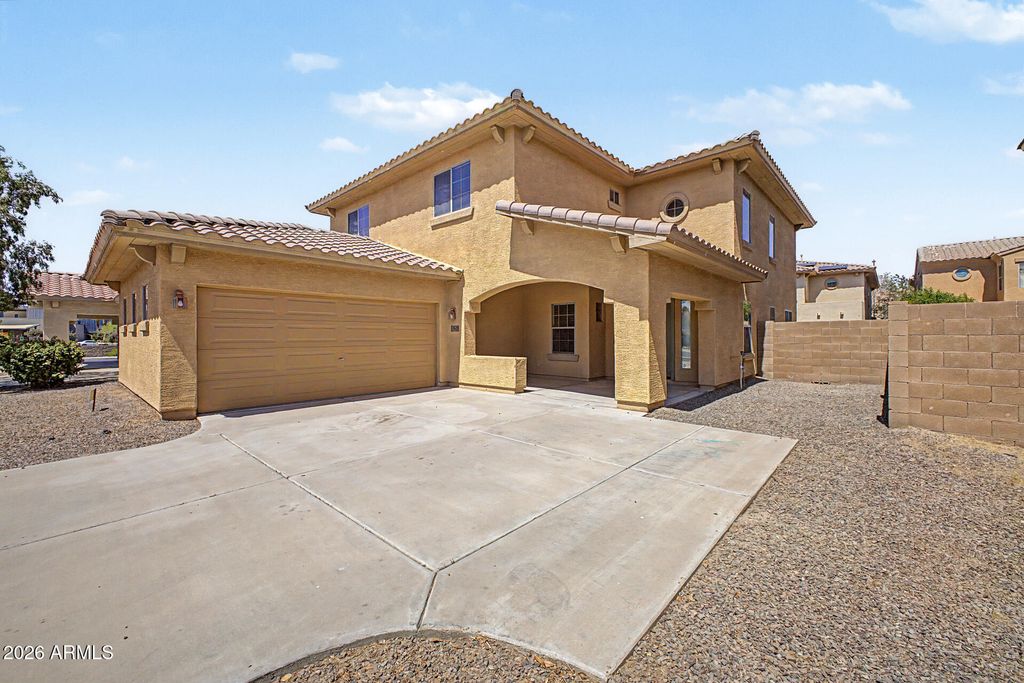 952 E BLUE SPRUCE Lane, Gilbert, AZ 85298