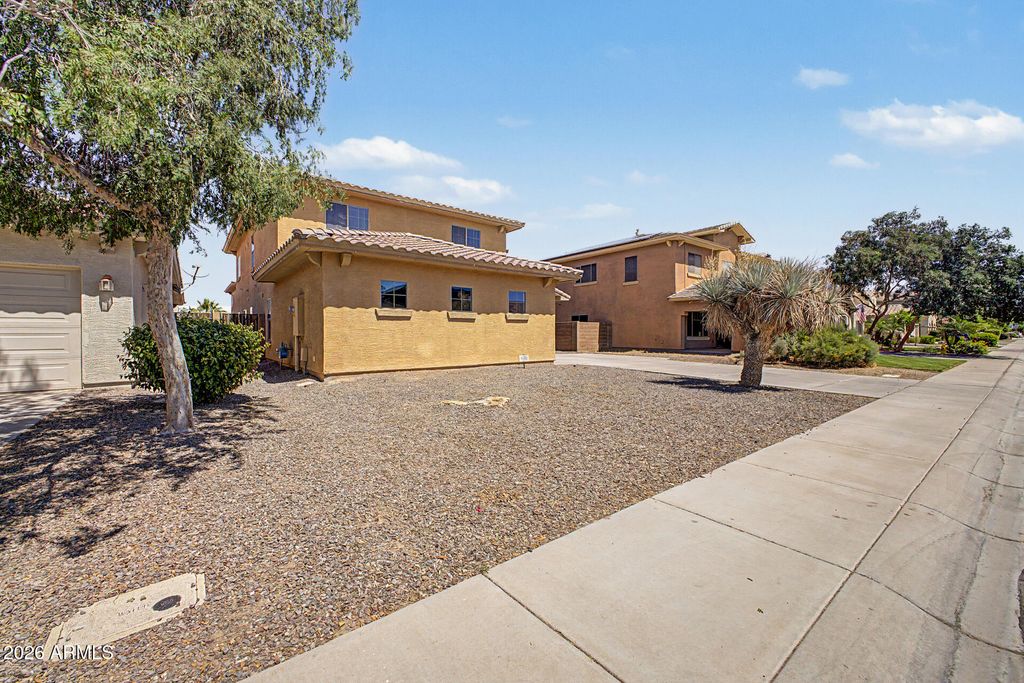 952 E BLUE SPRUCE Lane, Gilbert, AZ 85298 — photo 3