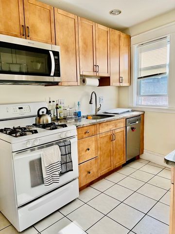 1504 Commonwealth Ave 5G, Boston, MA 02435