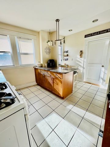 1504 Commonwealth Ave 5G, Boston, MA 02435