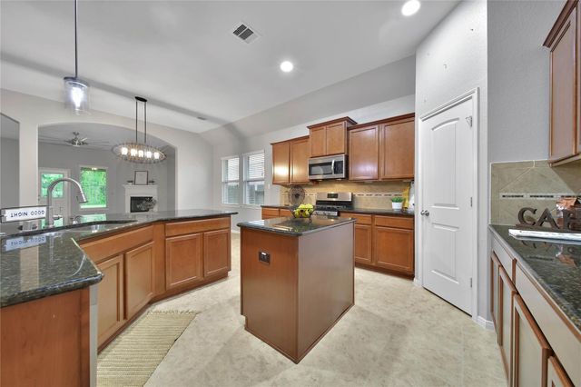 5511 Claymore Meadow Lane, Spring, TX 77389