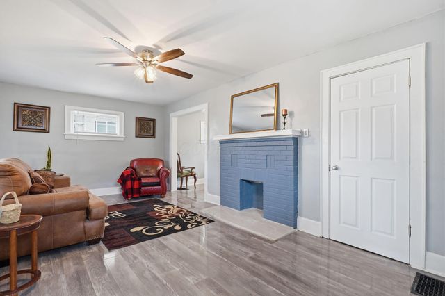 2268 Ridgeway Avenue, Columbus, OH 43219