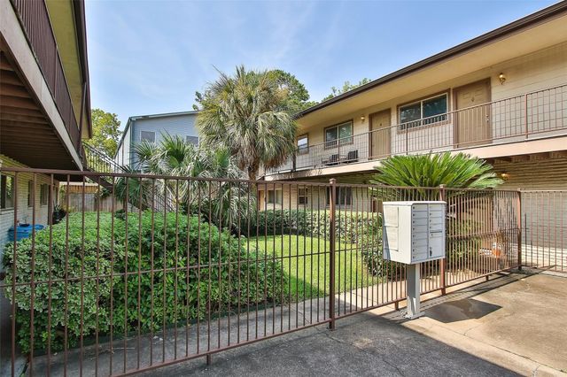 1307 Welch Street 4, Houston, TX 77006