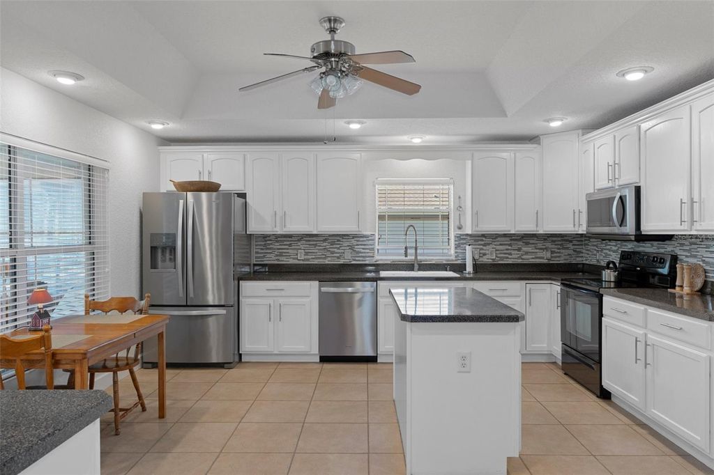 Image 16 of property listing at 8623 N DORA WAY, Dunnellon, FL 34434