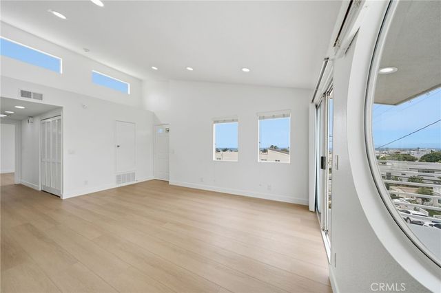 714 5th Street, Hermosa Beach, CA 90254