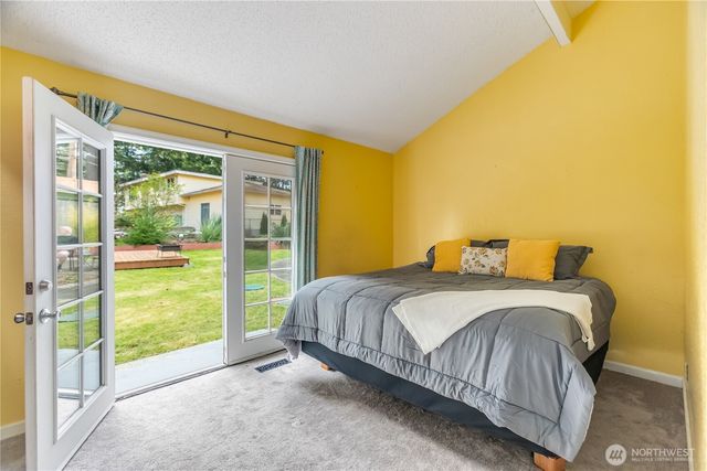 2457 Rocky Point Road NW, Bremerton, WA 98312