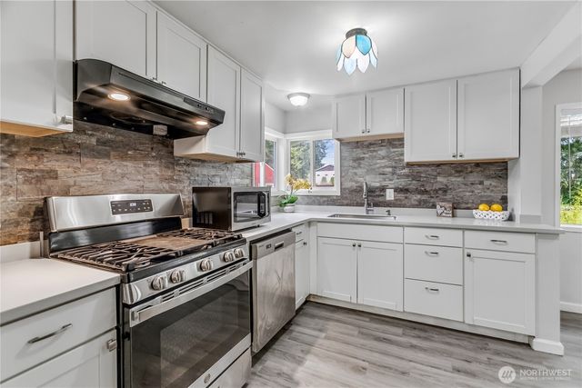 2457 Rocky Point Road NW, Bremerton, WA 98312