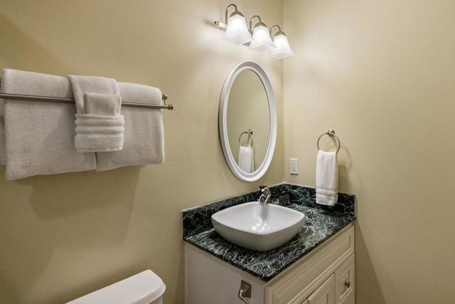 387 Ocean Avenue, Monterey, CA 93940